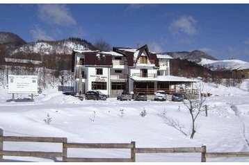 Rumunia Privát Lepşa, Zewnątrz